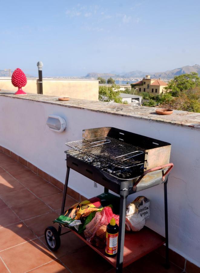 Apartamento Attico Con Terrazza Sul Porto Palermo Exterior foto